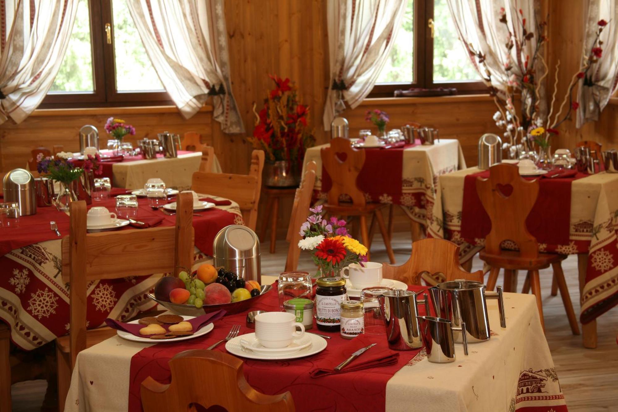 Hotel Boton D'Or & Wellness A La Thuile Exterior photo
