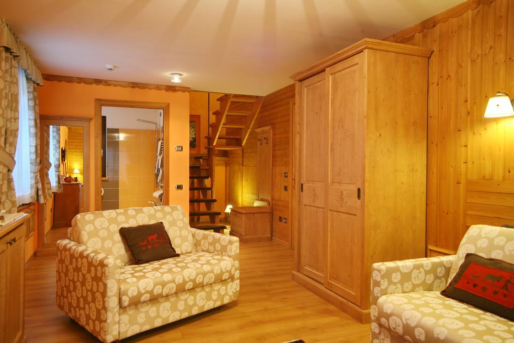 Hotel Boton D'Or & Wellness A La Thuile Exterior photo